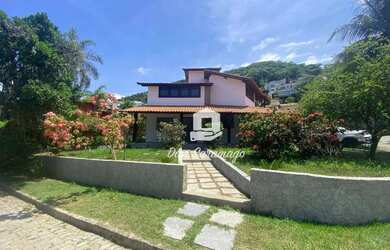 Imagem: A casa em condomínio possui 4 Dormitórios, 5 Banheiros, 5