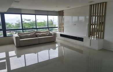 Imagem: O apartamento possui 3 Dormitórios, 1 Banheiro, 2 Vagas na