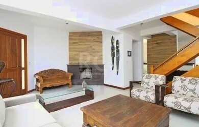 Imagem 7: Casa em Porto Alegre, no bairro Hípica, com 3 dormitório s , e 3 banheiros,...