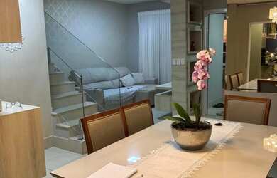 Imagem: A casa em condomínio possui 3 Dormitórios, 2 Banheiros, 2