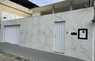 Imagem 2: Imóvel para venda tem 330 metros quadrados com 5 quartos em Cobilândia...