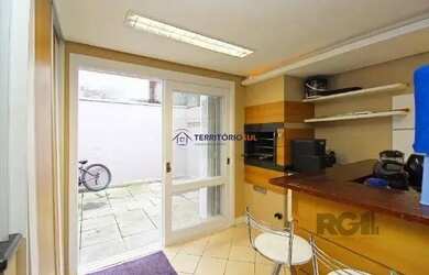 Imagem 15: Casa em Porto Alegre, no bairro Hípica, com 2 dormitório(s), e 2 banheiros, à venda