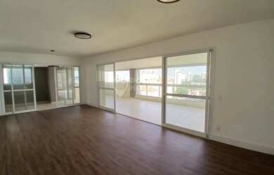 Imagem: O apartamento possui 4 Dormitórios, 5 Banheiros, 4 Vagas na