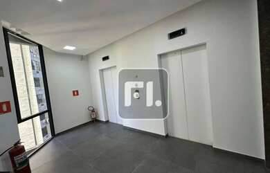 Imagem 4: Conjunto, 374 m² - venda por R$ 3.935.400,02 ou aluguel por R$ 30.560,01/mês...