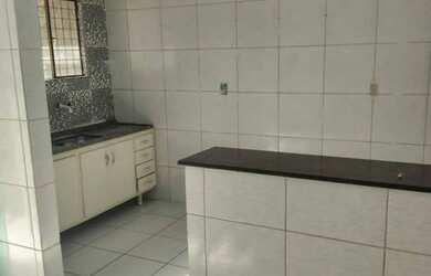 Imagem 2: Vende-se casa no 40 horas /EC