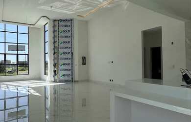 Imagem: A casa em condomínio possui 3 Dormitórios, 4 Banheiros, 4