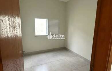 Imagem 9: Casa residencial disponível para venda no bairro Novo Mundo em Uberlândia-MG