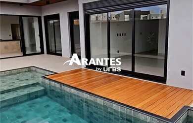 Imagem: A casa em condomínio possui 3 Dormitórios, 4 Banheiros, 2