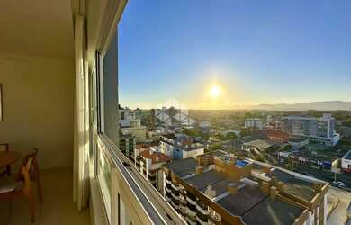 Imagem 3: Apartamento de 3 dormitórios, mobiliado e decorado, com 2 boxes/vagas...