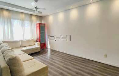 Imagem: O apartamento possui 4 Dormitórios, 1 Banheiro, 1 Vaga na garagem