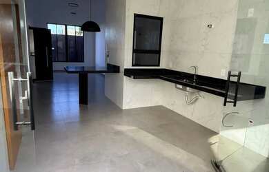 Imagem 11: Vende-se casa Setsul 2 Excelente Padrão de Construção