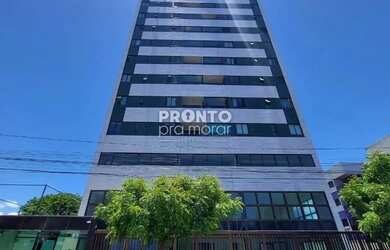 Imagem: O apartamento possui 3 Dormitórios, 1 Banheiro, 1 Vaga na garagem