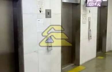 Imagem: O depósito possui 25m² de Área e está localizado em Centro