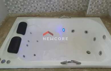 Imagem: A casa possui 2 Dormitórios, 3 Banheiros, 2 Vagas na garagem