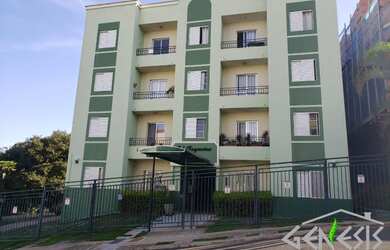 Imagem: O apartamento possui 3 Dormitórios, 1 Banheiro, 2 Vagas na