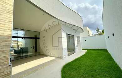 Imagem: A casa em condomínio possui 3 Dormitórios, 2 Banheiros, 2