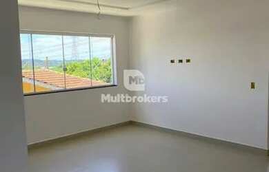 Imagem: O apartamento possui 3 Dormitórios, 1 Banheiro, 1 Vaga na garagem