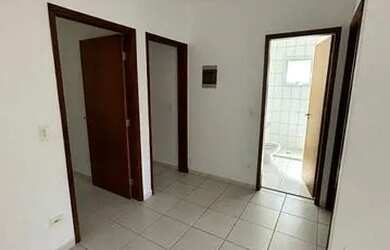 Imagem: A casa possui 2 Dormitórios, 2 Banheiros, 1 Vaga na garagem