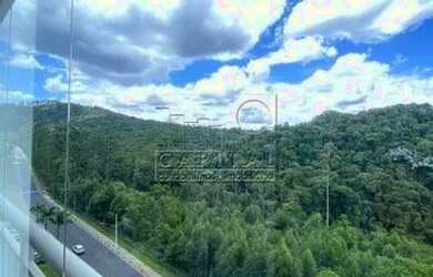 Imagem: O apartamento possui 2 Dormitórios, 2 Banheiros, 2 Vagas na