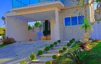 Imagem: A casa em condomínio possui 4 Dormitórios, 5 Banheiros, 5