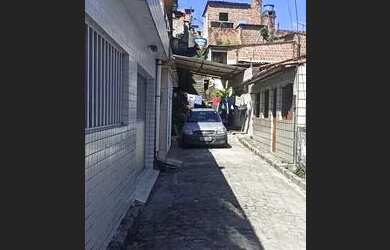 Imagem: Casa com primeiro andar