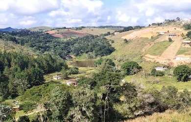 Imagem: O terreno possui 500m² de Área e está localizado em Jardim