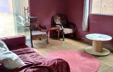 Imagem: Vendo casa bem localizado aqui na zona leste perto de mercado