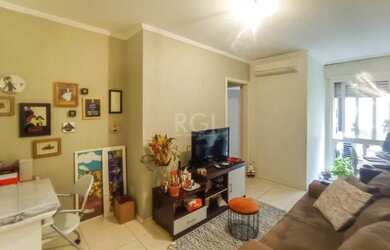 Imagem 1: Apartamento para Venda - 41.3m², 1 dormitório, 1 vaga - Petrópolis