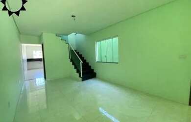 Imagem: A casa possui 3 Dormitórios, 4 Banheiros, 4 Vagas na garagem