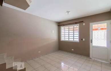 Imagem: A casa em condomínio possui 2 Dormitórios, 1 Banheiro, 1 Vaga