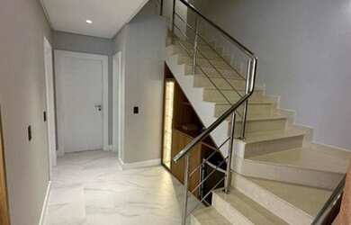 Imagem 5: Quatro Paredes Vende - CASA TRIPLEX REFORMADA E DECORADA, COMPOSTA DE...