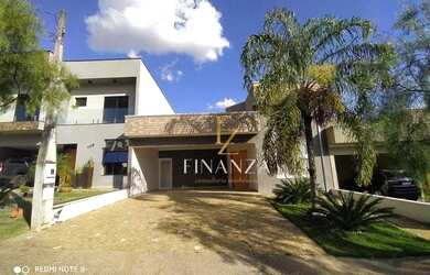 Imagem: A casa em condomínio possui 3 Dormitórios, 4 Banheiros, 4