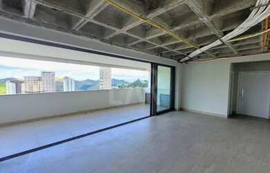 Imagem: O apartamento possui 4 Dormitórios, 4 Banheiros, 4 Vagas na