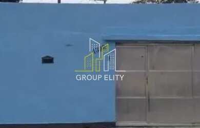 Imagem: A casa possui 2 Dormitórios, 2 Banheiros, 3 Vagas na garagem