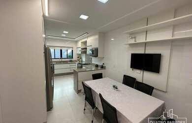 Imagem 9: Quatro Paredes Vende - CASA TRIPLEX REFORMADA E DECORADA, COMPOSTA DE...