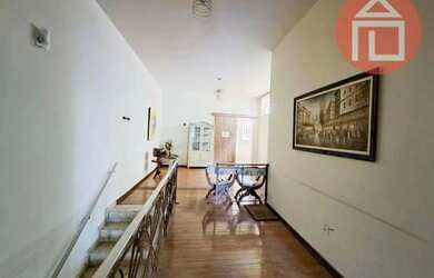 Imagem: O depósito possui 256m² de Área e está localizado em Centro