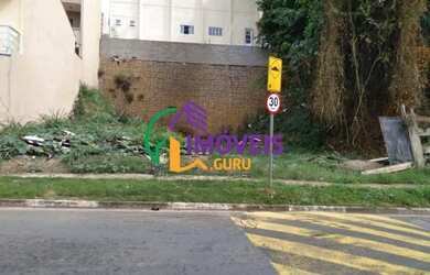 Imagem: O terreno à venda possui 320m² de Área e está localizado