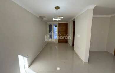 Imagem 5: SOBRADO TRIPLEX Á VENDA NO ESTRELA