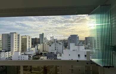 Imagem 2: Apartamento de 2 quartos a poucos metros do mar