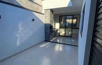 Imagem 2: Vendo uma casa no Bairro Flores