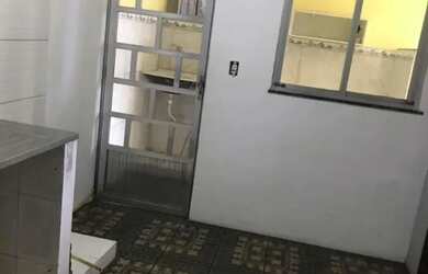 Imagem 2: 890 - Excelente casa sobrado no Centro de São Gonçalo