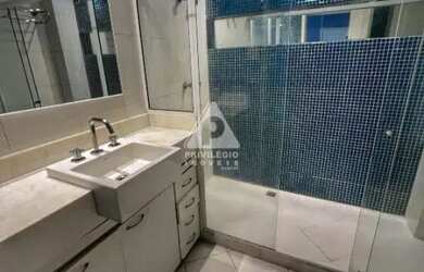 Imagem 12: Apartamento composto por 3 Salas, 4 Quartos com 2 suites de frente com...