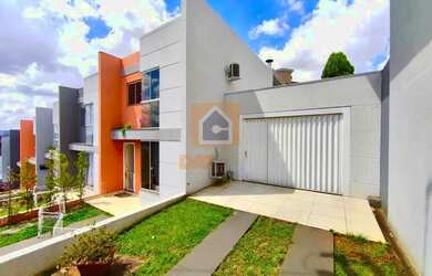 Imagem: A casa em condomínio possui 3 Dormitórios, 3 Banheiros, 2