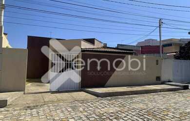 Imagem: A casa em condomínio possui 3 Dormitórios, 3 Banheiros, 2