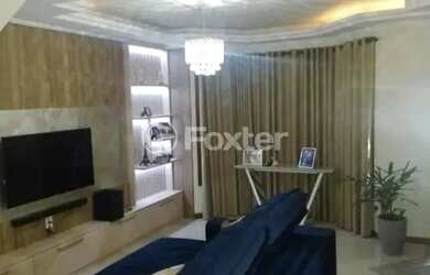 Imagem: A casa possui 4 Dormitórios, 3 Banheiros, 2 Vagas na garagem