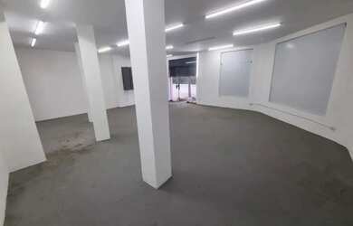 Imagem: O depósito possui 238m² de Área e está localizado em Pinheiros