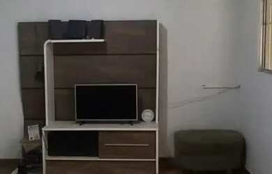 Imagem: A casa possui 1 Dormitório, 1 Banheiro, 200-0m² de Área e