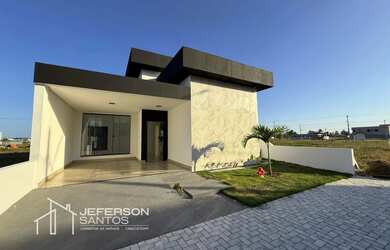 Imagem: A casa em condomínio possui 3 Dormitórios, 4 Banheiros, 3