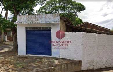 Imagem: A casa possui 3 Dormitórios, 1 Banheiro, 1 Vaga na garagem