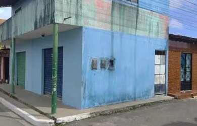 Imagem: A casa à venda possui 4 Dormitórios e 3 Banheiros e está